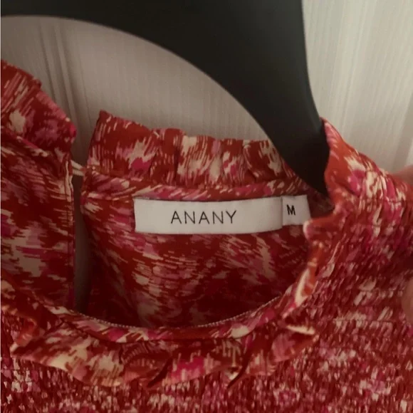 Shein M  size M ruffles women’s  flower top - Picture 4 of 5